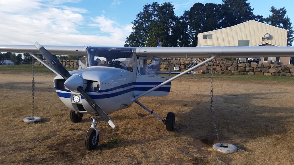 Cessna 150 at Twin Oaks Airpark